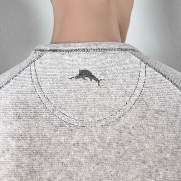 Tommy Bahama Stone Crest Long-Sleeve Crew Shirt Size M $110 in Oatmeal Heather - Picture 4 of 11